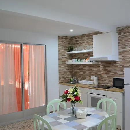 Fantastic 1 Bedroom With Gallery Cb6ev