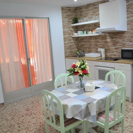 Fantastic 1 Bedroom With Gallery Cb6ev Apartment *